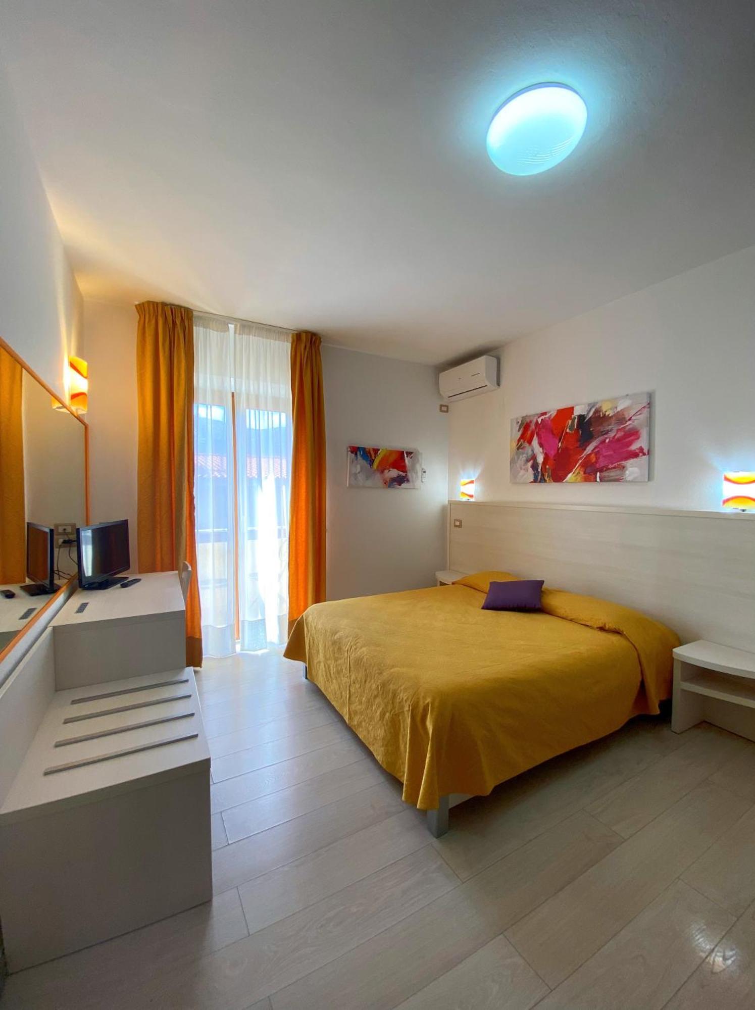 Hotel La Playa Cala Gonone Eksteriør billede