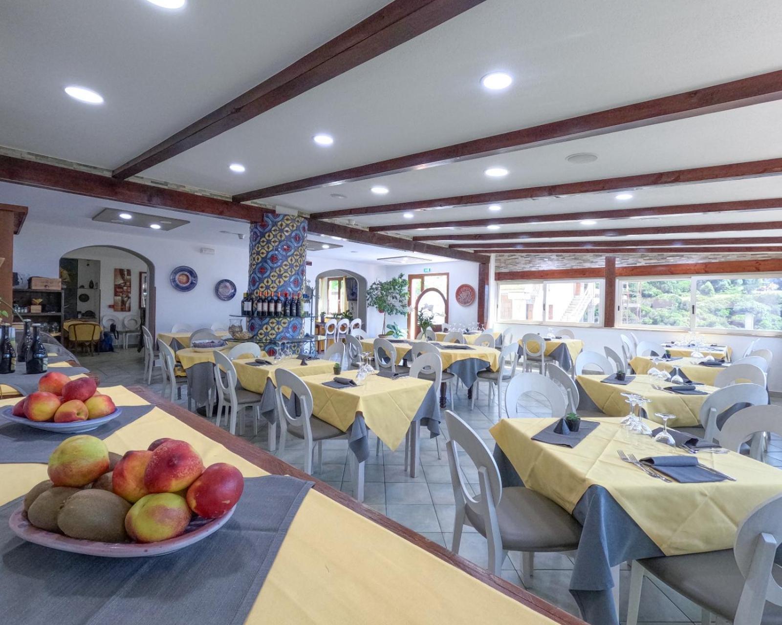 Hotel La Playa Cala Gonone Eksteriør billede