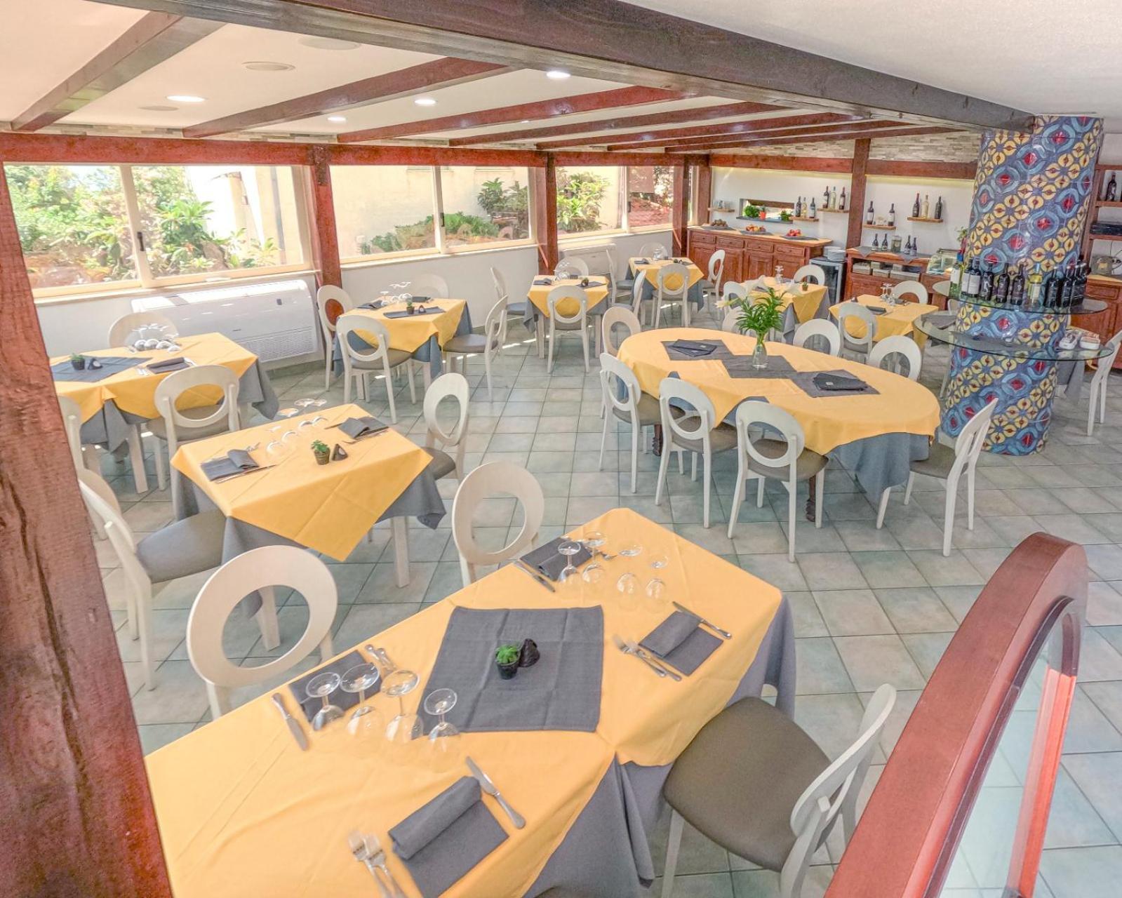 Hotel La Playa Cala Gonone Eksteriør billede