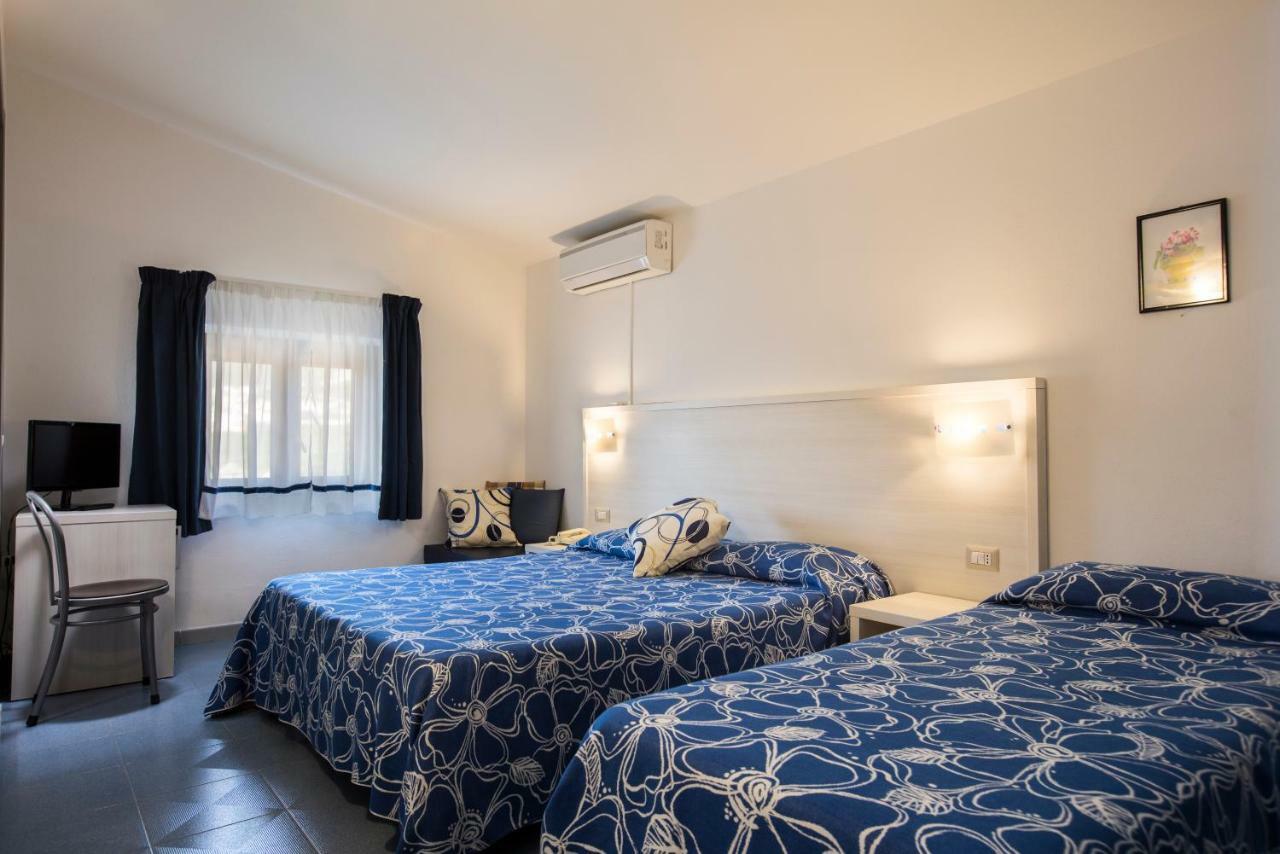 Hotel La Playa Cala Gonone Eksteriør billede